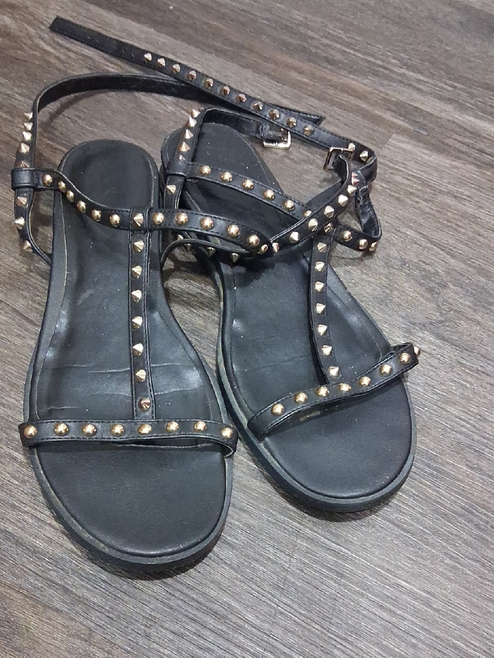Jennifer Lopez Black Studded T-Strap Sandals